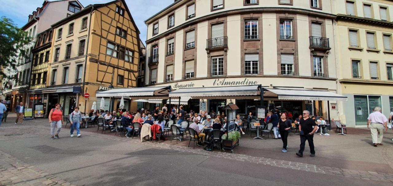Le Blue St Leon : 2 Pieces Cozy Lit King Size Wifi Lägenhet Colmar Exteriör bild